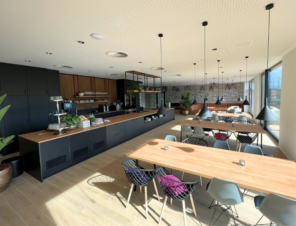 ORAYLIS Lounge im neuen Office