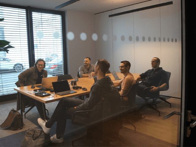 Team DataM8 im Office